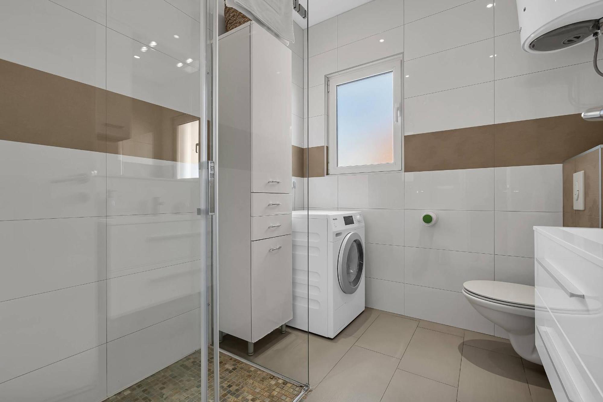 Blue Dream Apartment Макарська Екстер'єр фото